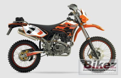 2007 UM DTF-200 photo